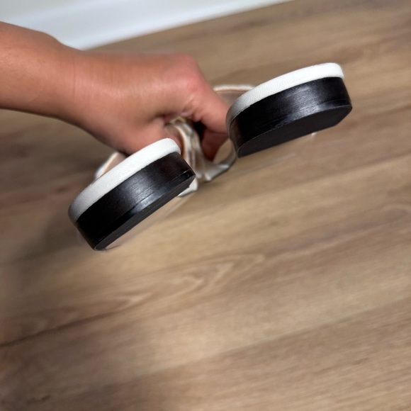 Talbots KERI SHELL EMBELLISHED SLIDES Sandals Women’s Size 9M - Picture 4 of 9